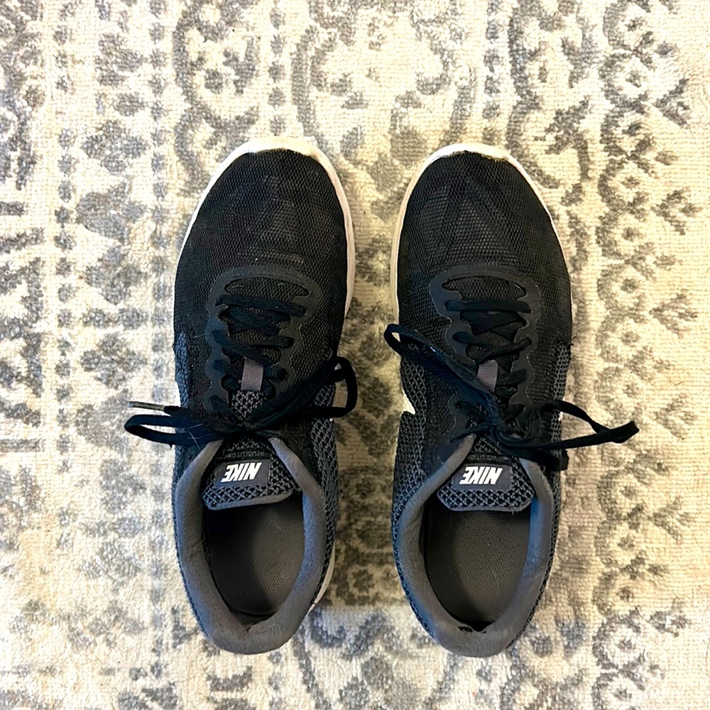 Nike Revolution 3 Black athletic shoe